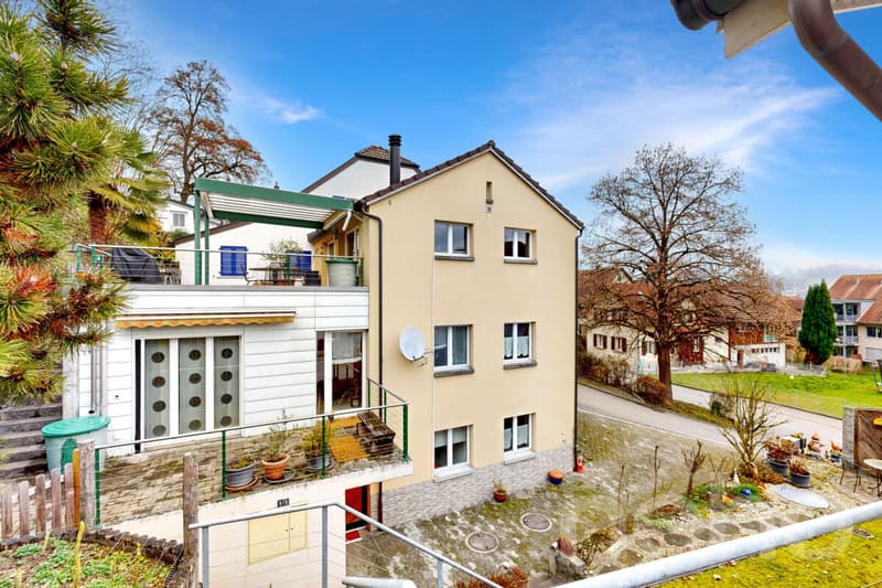 Grosszügiges EFH mit Einliegerwohnung und Weitsicht (12)