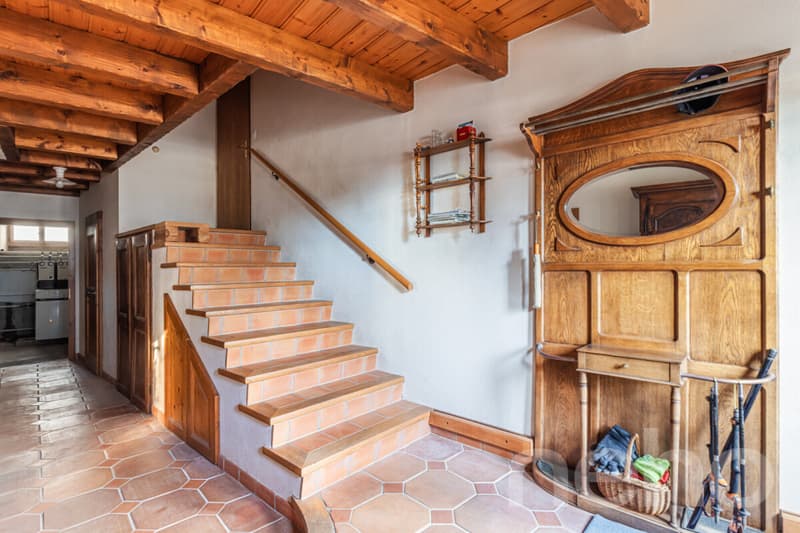 Grande maison familiale avec annexe indépendante (11)