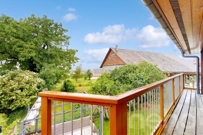 Maison jumelle rénovée à Penthéréaz ! (2)