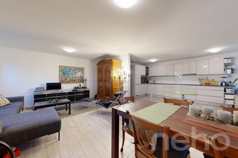 Oase der Ruhe - Exklusive 3.5-Zimmer und zusätzliches Media Atelier (5)