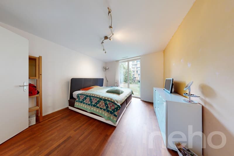 Lichtdurchflutete 3.5-Zimmerwohnung mit grossem Balkon am Rotsee (7)