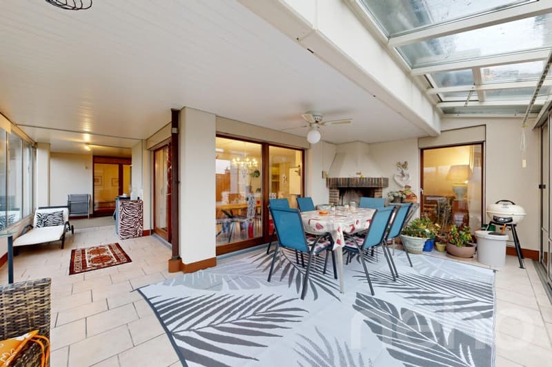 Grosszügige 4.5-Zimmer-Terrassenwohnung mit Lift und Wintergarten (9)