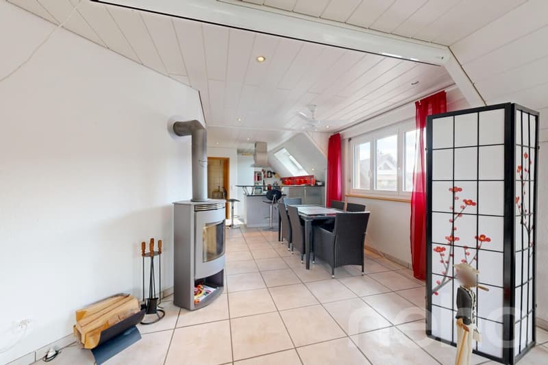 Aussergewöhnliche 5.5-Zimmer-Maisonette mit Wellnessbereich (3)