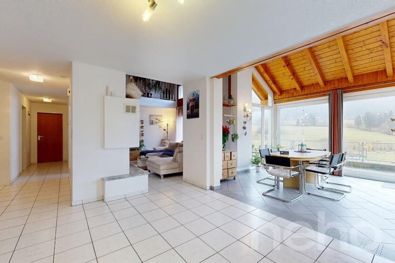 Une villa baignée de lumière, suspendue entre ciel et montagnes (12)