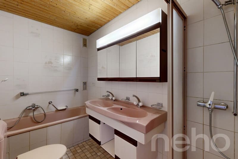 4-Zimmerwohnung im obersten Stock mit Balkon und Cheminée (9)