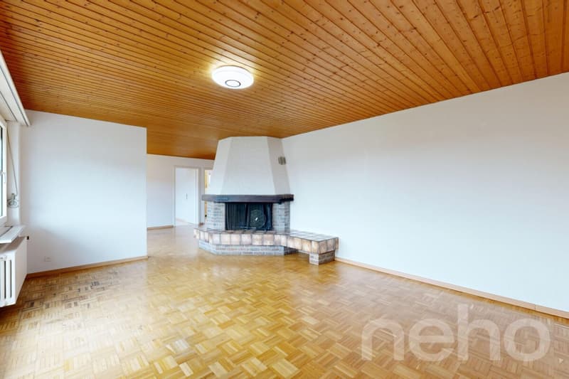 4-Zimmerwohnung im obersten Stock mit Balkon und Cheminée (1)