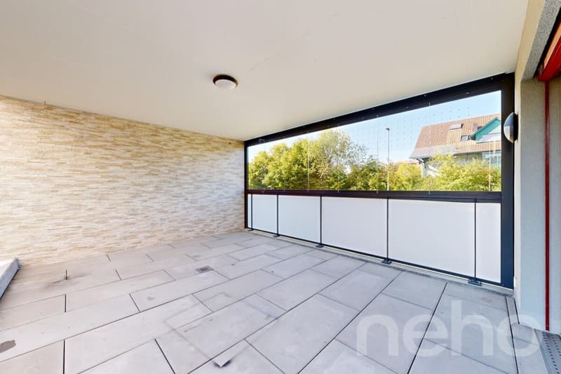Moderne 4.5-Zimmer-Gartenwohnung mit grosszügiger Terrasse (10)