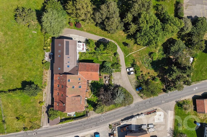 DUPLEX DE CHARME AVEC GRAND POTENTIEL D?AMÉNAGEMENT À SOTTENS (8)