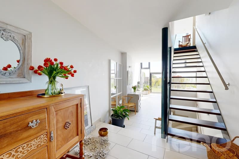 Maison contemporaine aux volumes d'exception avec vue lac et Alpes (11)