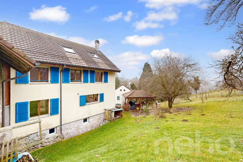 Magnifique villa individuelle avec faibles charges et cadre idyllique (12)