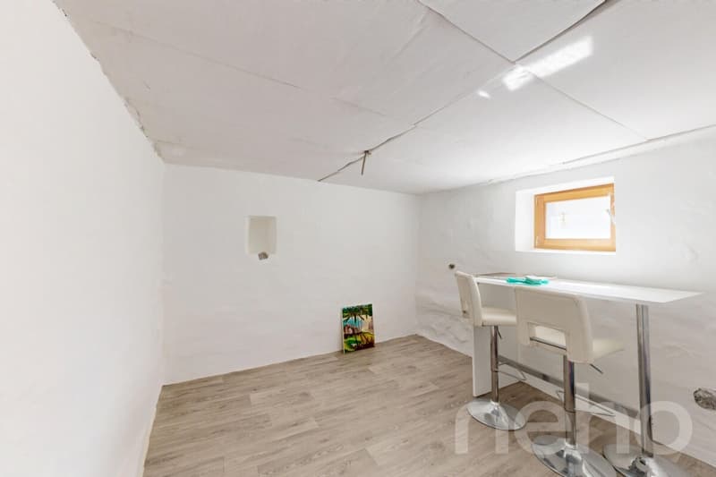 Charmant studio de 34 m² avec place de parc et grande cave (10)