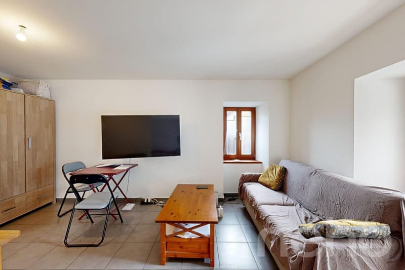 Charmant studio de 34 m² avec place de parc et grande cave (2)