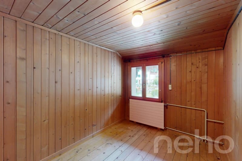 Haus mit Stall und grossem Grundstück in idyllischer Lage in Vättis SG (12)
