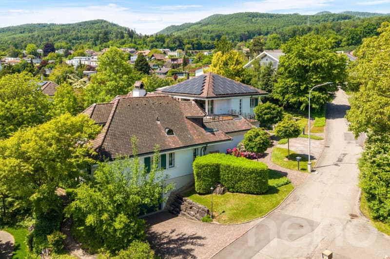 Exklusives Landhaus-Anwesen mit zwei Häusern & Parkgarten (3)