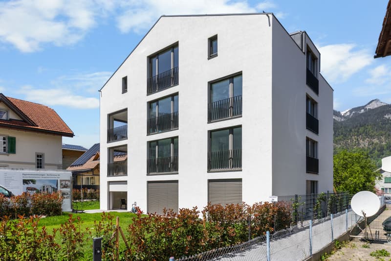 Hochwertige 5.5-Zimmer-Dachwohnung mit Bergsicht in Bonaduz (3)