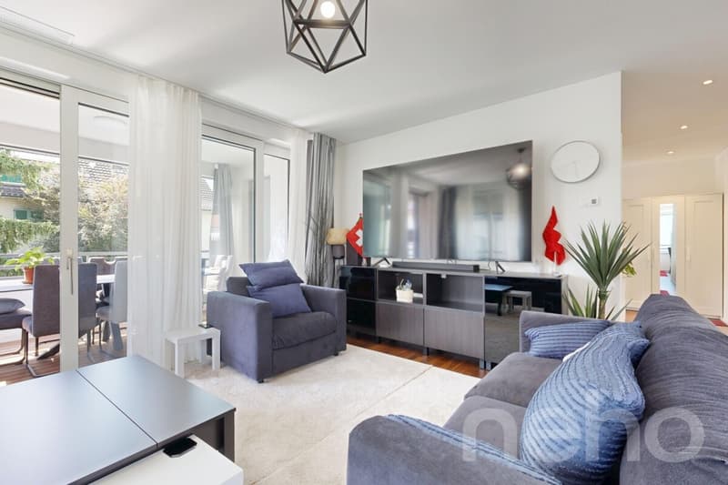 Moderne 3.5-Zimmer-Wohnung mit Balkon und hochwertigem Ausbau (3)