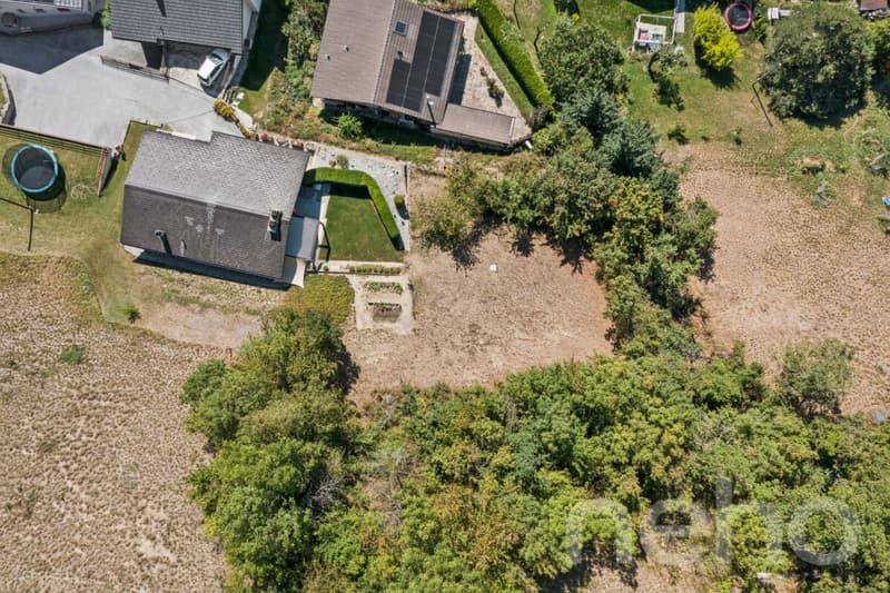 Magnifique terrain constructible de 893 m² à Flanthey (Lens) (2)
