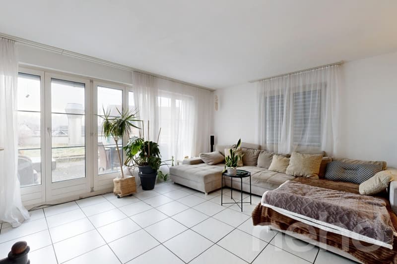 Zuhause ankommen: Grosszügige Maisonettewohnung mit Terrasse (3)