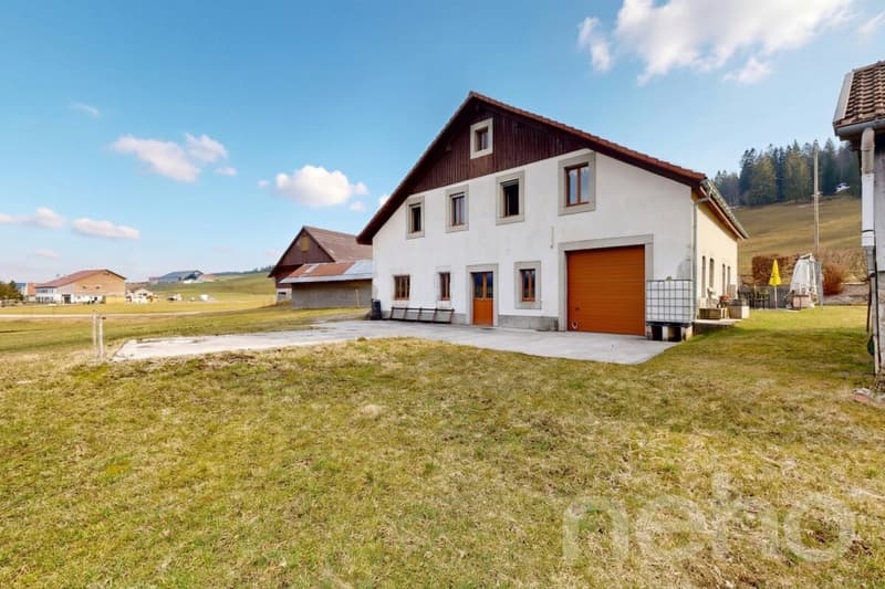 Maison de 380 m² avec fort potentiel de rendement (11)