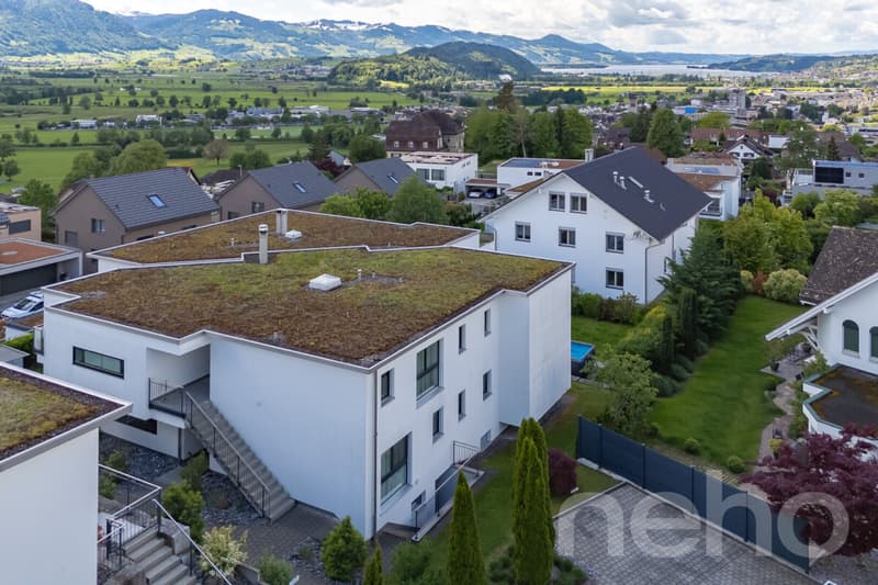 Luxuriöse 4.5-Zimmer-Wohnung mit traumhafter,  unverbaubarer Weitsicht (10)
