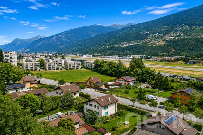 Maison familiale avec deux appartements et fort potentiel à Sion (3)