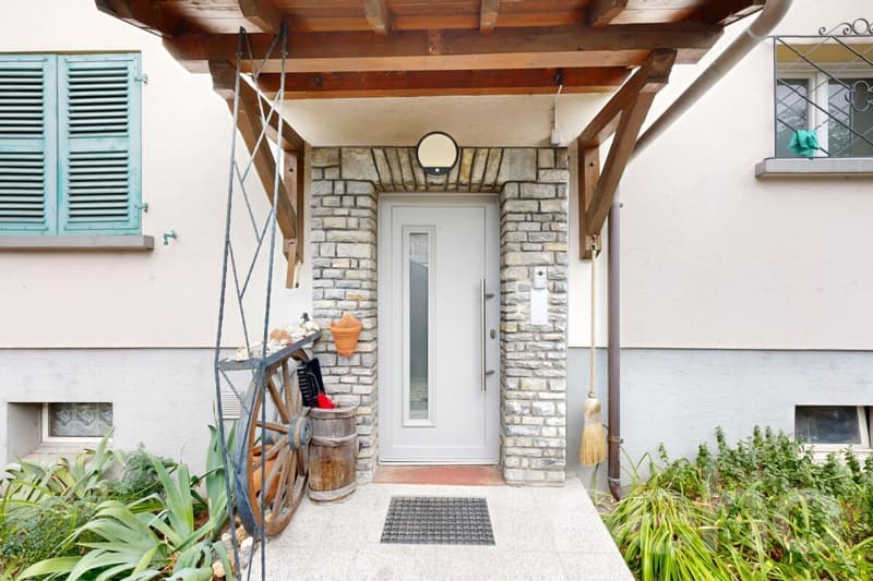 Maison familiale avec deux appartements et fort potentiel à Sion (8)