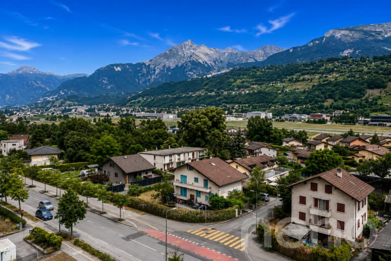 Maison familiale avec deux appartements et fort potentiel à Sion (4)