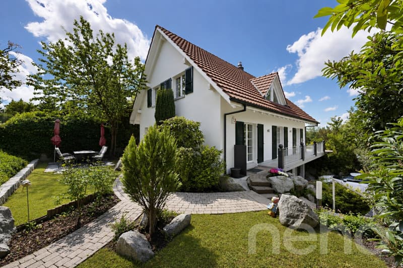 Freistehendes Einfamilienhaus mit unverbaubarer Aussicht (11)