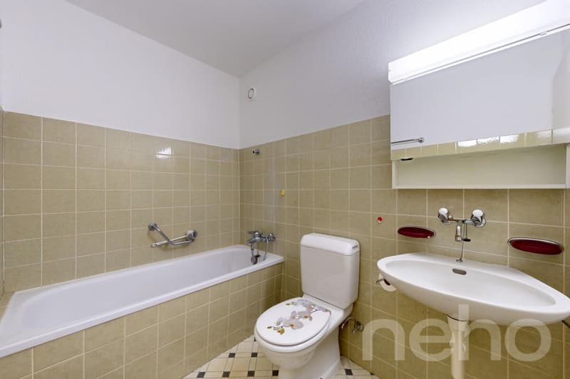 3-Zimmer-Wohnung mit Potenzial und schöner Aussicht ins Grüne (8)