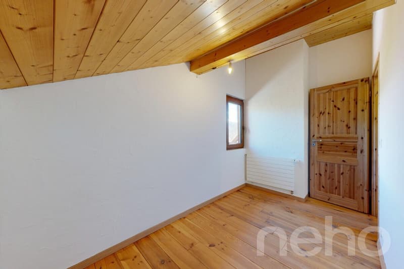 À 3 minutes de Nendaz ? Chalet rénové avec cachet et vue dégagée (12)