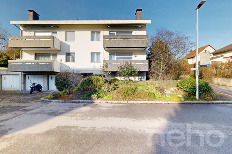 Renovierte 3.5-Zimmer-Wohnung mit Balkon und Garten in Oberwil (11)