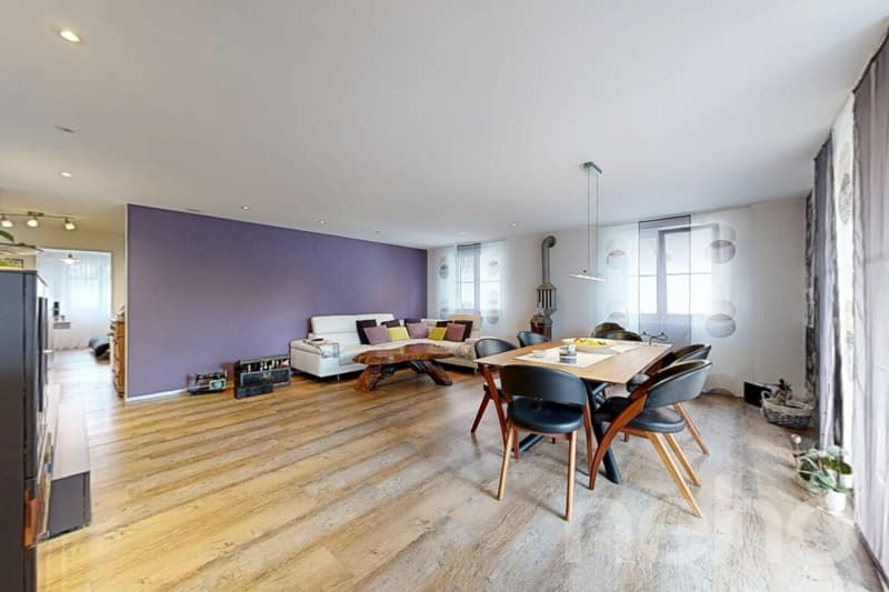 Moderne 4.5-Zimmer-Wohnung mit Balkon an zentraler Lage in Oberhasli (12)