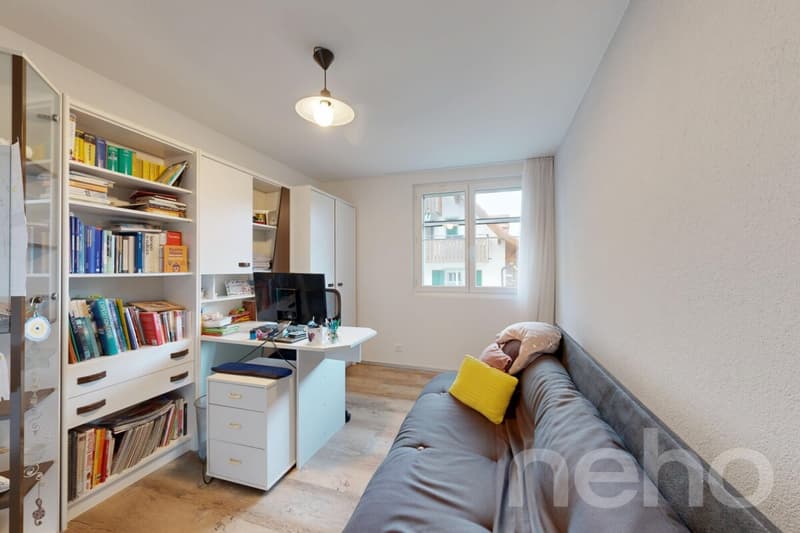 Moderne 4.5-Zimmer-Wohnung mit Balkon an zentraler Lage in Oberhasli (5)