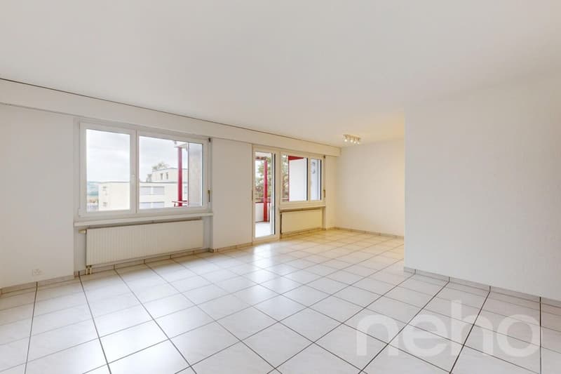 Lichtdurchflutete 4.5 Zimmer Wohnung in Bettlach (12)