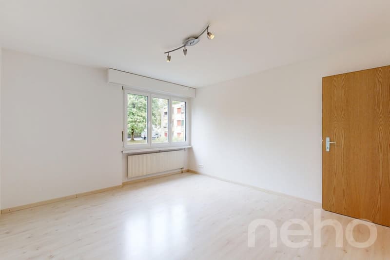Lichtdurchflutete 4.5 Zimmer Wohnung in Bettlach (7)