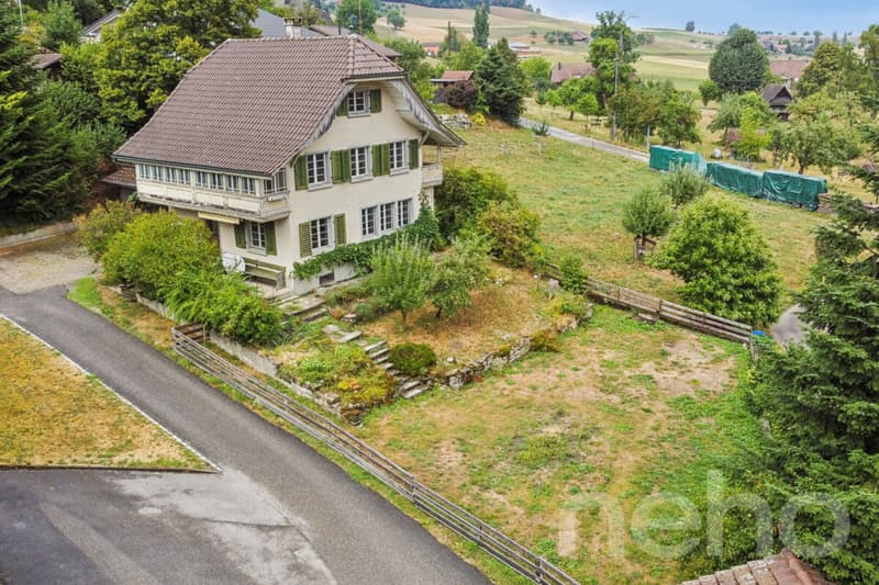 5.5-Zimmer-Einfamilienhaus mit grossem Grundstück und viel Potenzial (1)