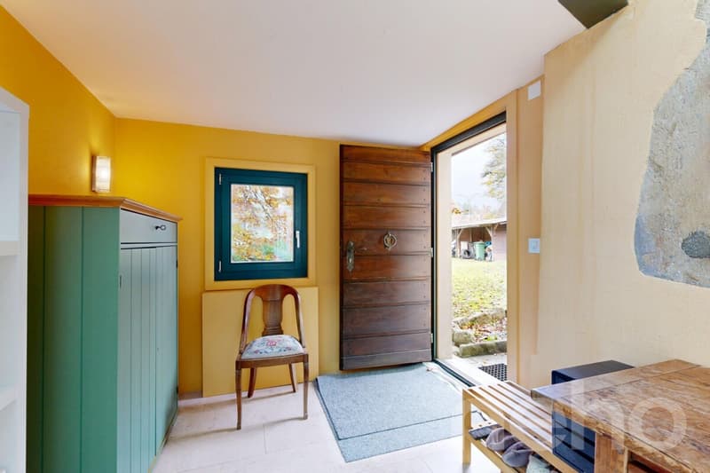 Prime location Home with 2 units, large garden and forest views (3)