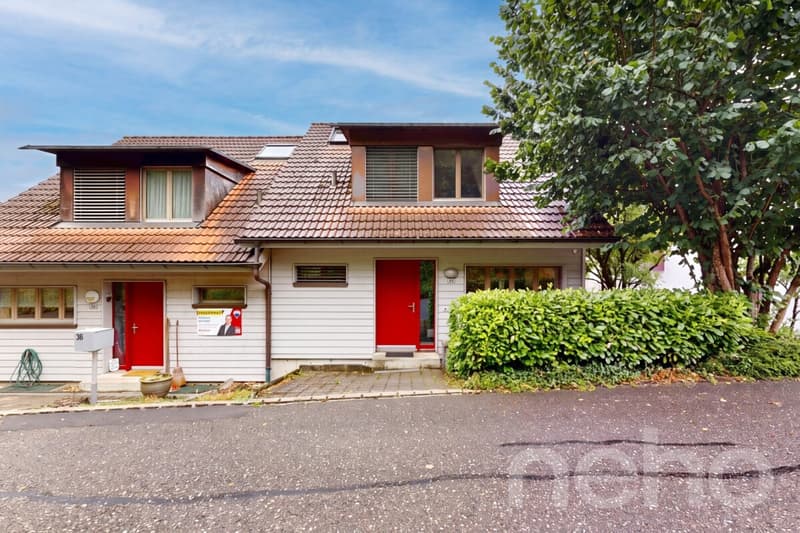 Familienfreundliches Reiheneckhaus mit Garten und freier Aussicht (1)