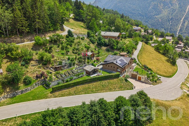 Exclusif: Grand chalet à Val de Bagnes avec une superbe situation (2)