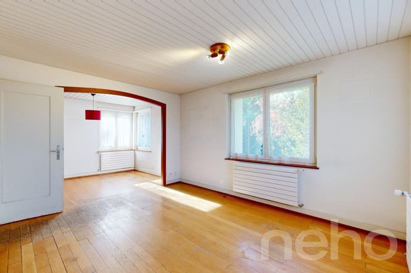 Zentral gelegenes 5-Zimmer-Haus mit viel Gestaltungspotenzial (3)