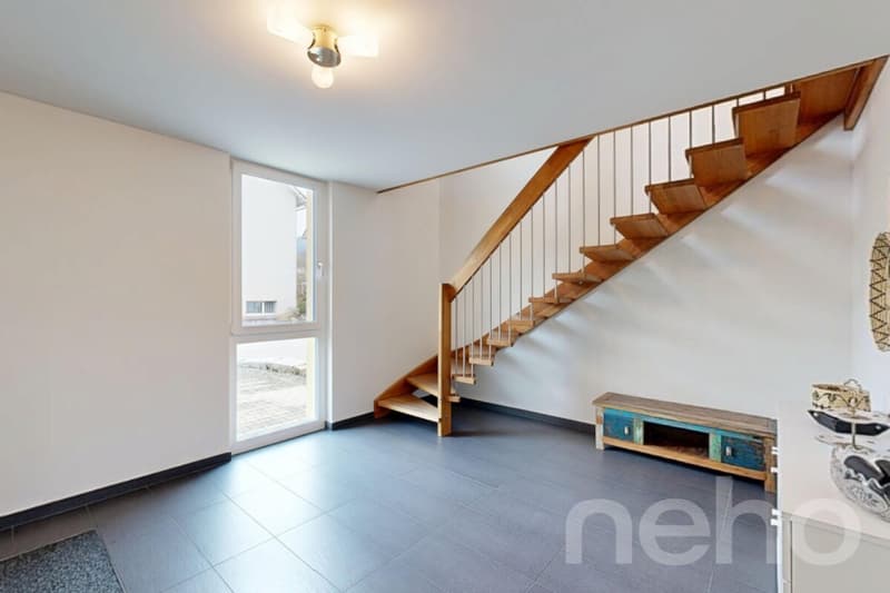 Einfamilienhaus mit vermieteter Werkhalle, PV-Anlage und Potenzial (12)