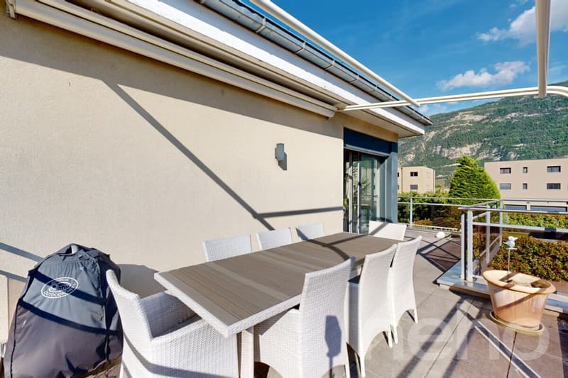 Exclusif: lumineux 4.5 pièces avec terrasse et mezzanine (10)