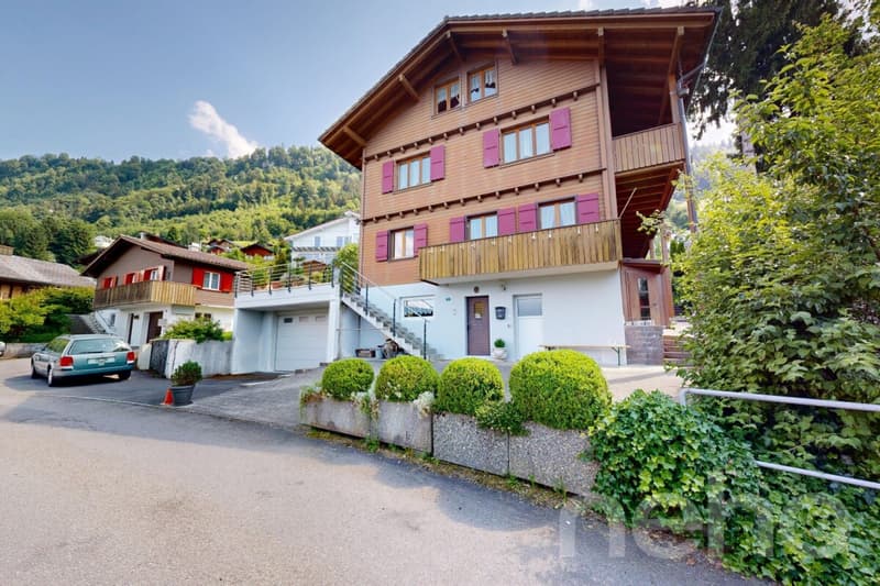 Einfamilienhaus mit Chalet Charakter. Sonnenlage mit Weitsicht (2)