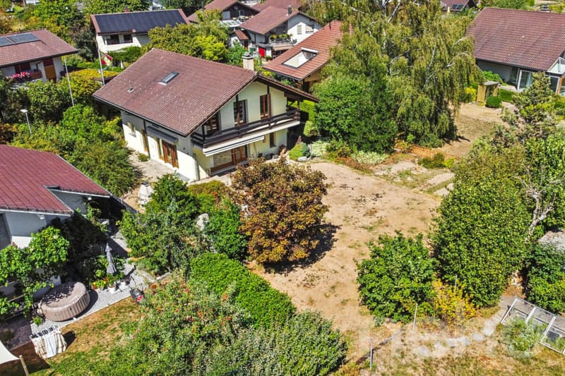 5.5-Zimmer-Einfamilienhaus mit grossem Grundstück in ruhiger Lage (4)