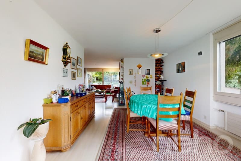 Familienfreundliche Wohnung mit Balkon und Terrasse (4)
