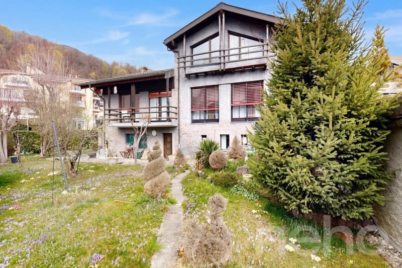 Maison atypique avec atelier indépendant et beau potentiel à Savièse (2)