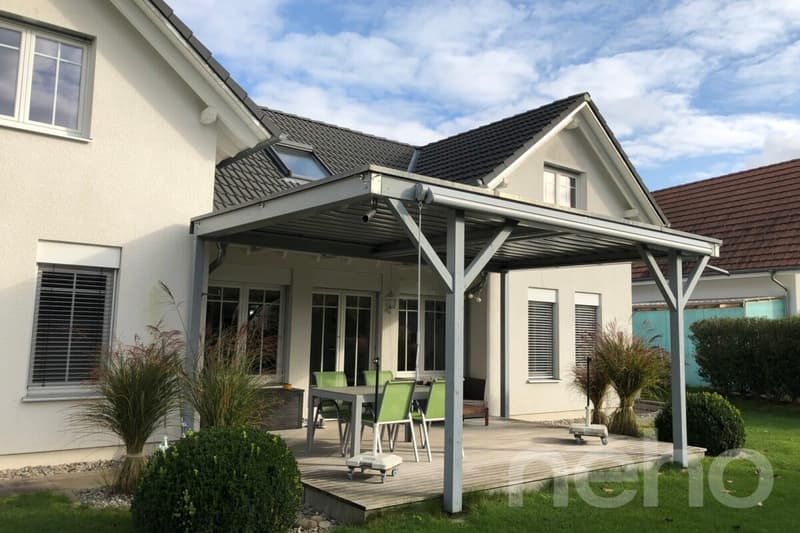8.5 - Zimmer Einfamilienhaus mit viel Platz, Garten & ruhiger Wohnlage (2)