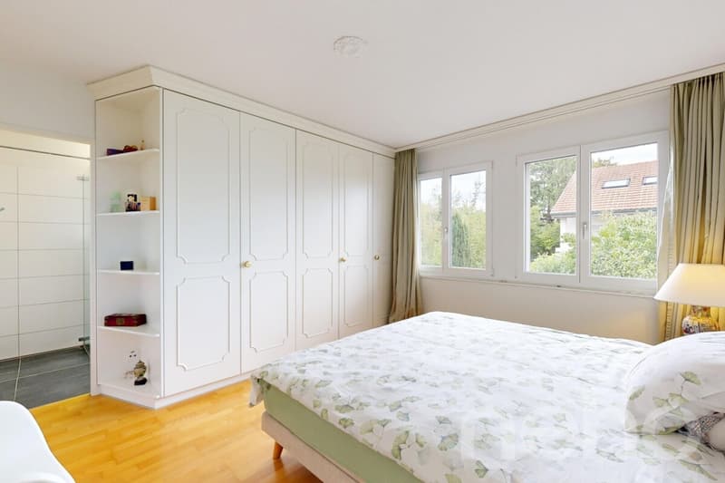 Gepflegtes 5-Zimmer-Reihenmittelhaus mit Garten und einer Doppelgarage (8)