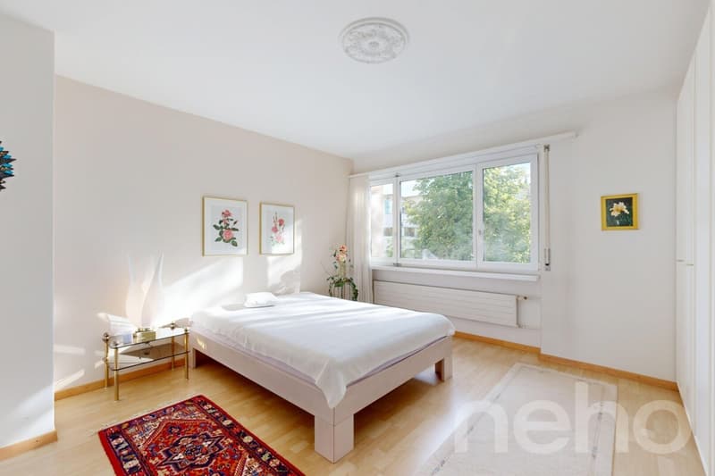 4.5-Zimmer-Wohnung mit Aussicht ins Grüne (10)