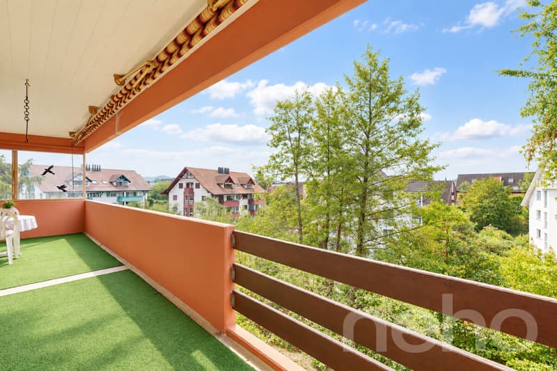4.5-Zimmer-Wohnung mit Aussicht ins Grüne (4)
